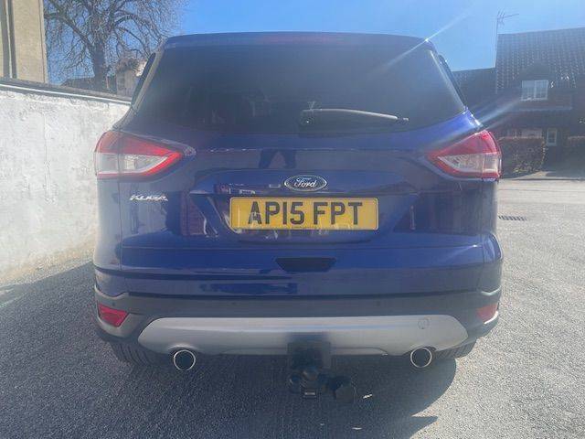 2015 Ford Kuga 2.0 TDCi 180ps Titanium 6-spd powershift AWDhift