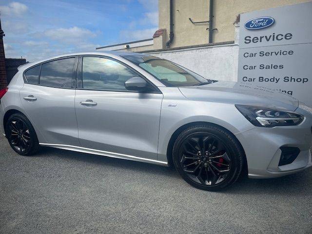2020 Ford Focus 1.5 EcoBlue 120ps ST-Line X Edition 6-spd manual