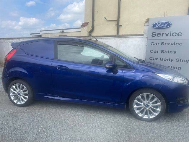 2016 Ford Fiesta 1.5 TDCi Sport Van