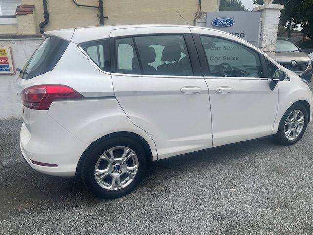2017 Ford B-MAX 1.6i Zetec Navigator 5dr Powershift auto