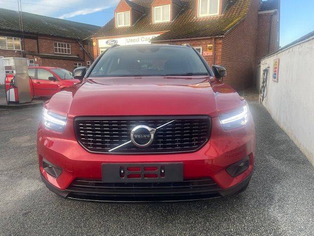 2019 Volvo XC40 2.0 T4 R DESIGN 5dr AWD Geartronic