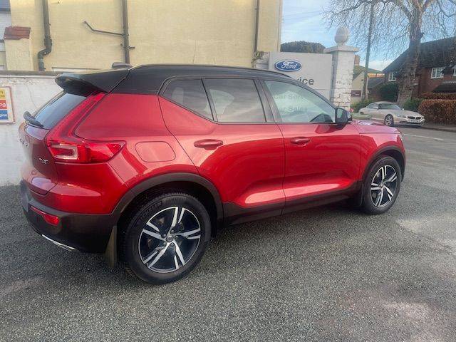 2019 Volvo XC40 2.0 T4 R DESIGN 5dr AWD Geartronic