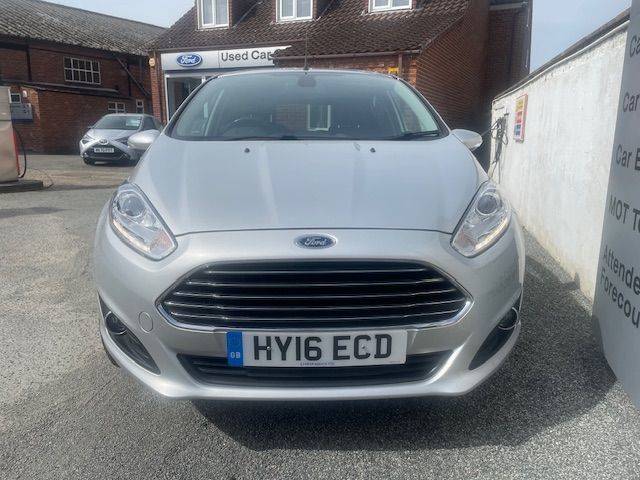 2016 Ford Fiesta 1.0T 100ps  EcoBoost Titanium 5-spd manual dr