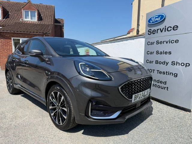 Ford Puma 1.0T 155ps  Hybrid mHEVST-Line Vignale Crossover Petrol Magnetic Grey