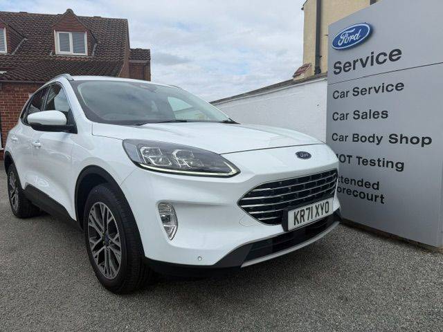 Ford Kuga 1.5 EcoBlue 120ps  Titanium Edition 8-spd auto SUV Diesel Frozen White