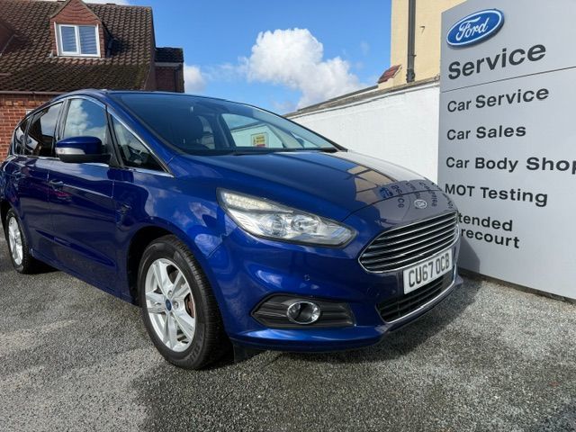 2017 Ford S-MAX